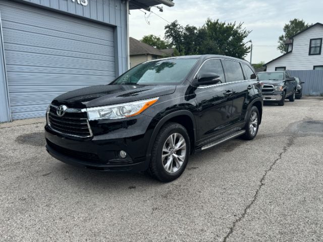 2016 Toyota Highlander LE Plus V6